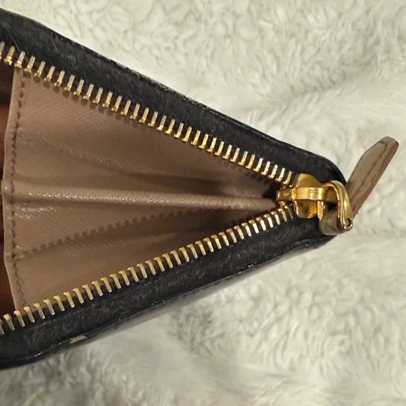 Prada Patent Leather Large Zippy Wallet - Picture 7 of 11